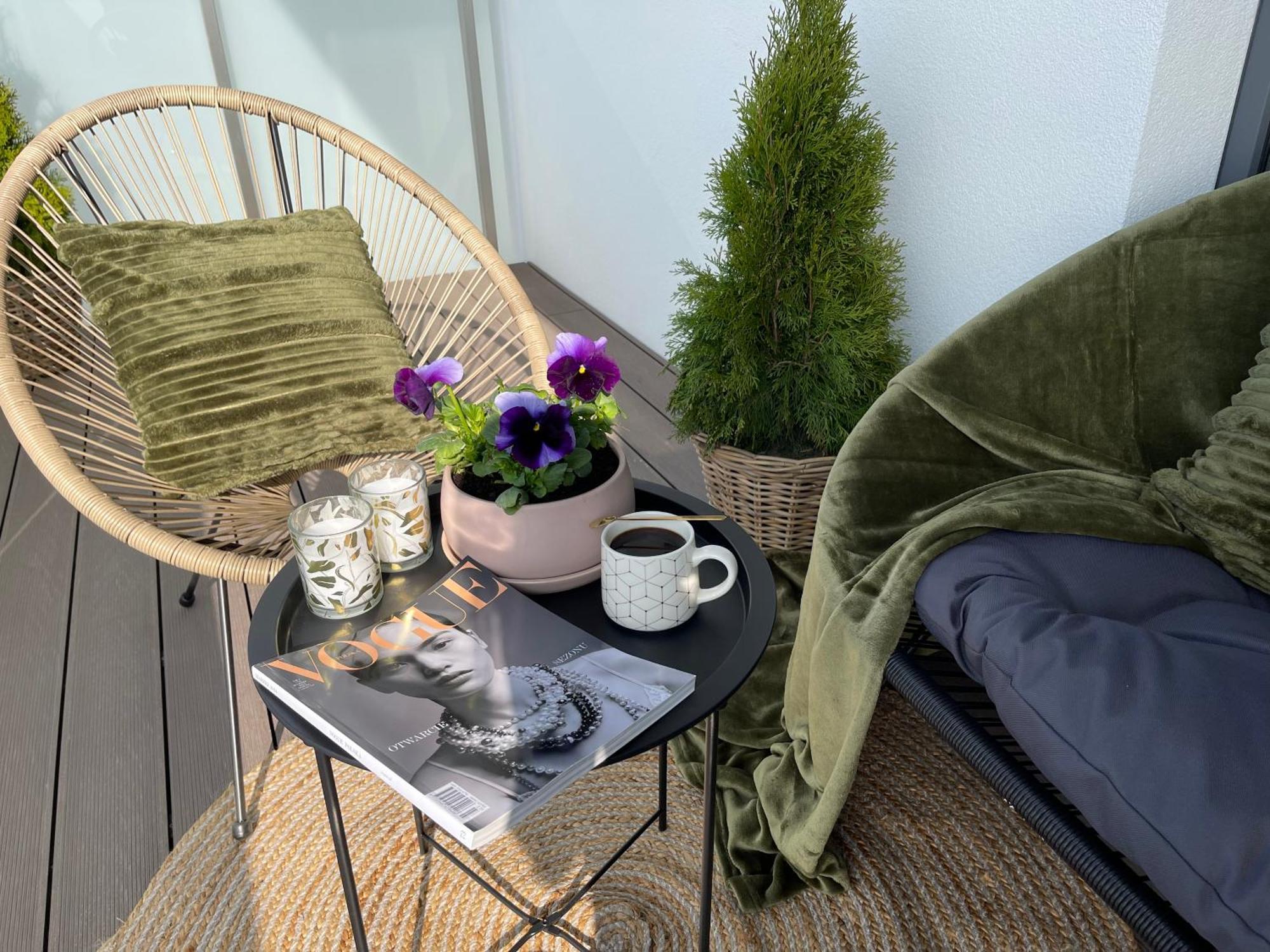 Apartment Nad Jeziorem Dlugim Lesna # 32 *