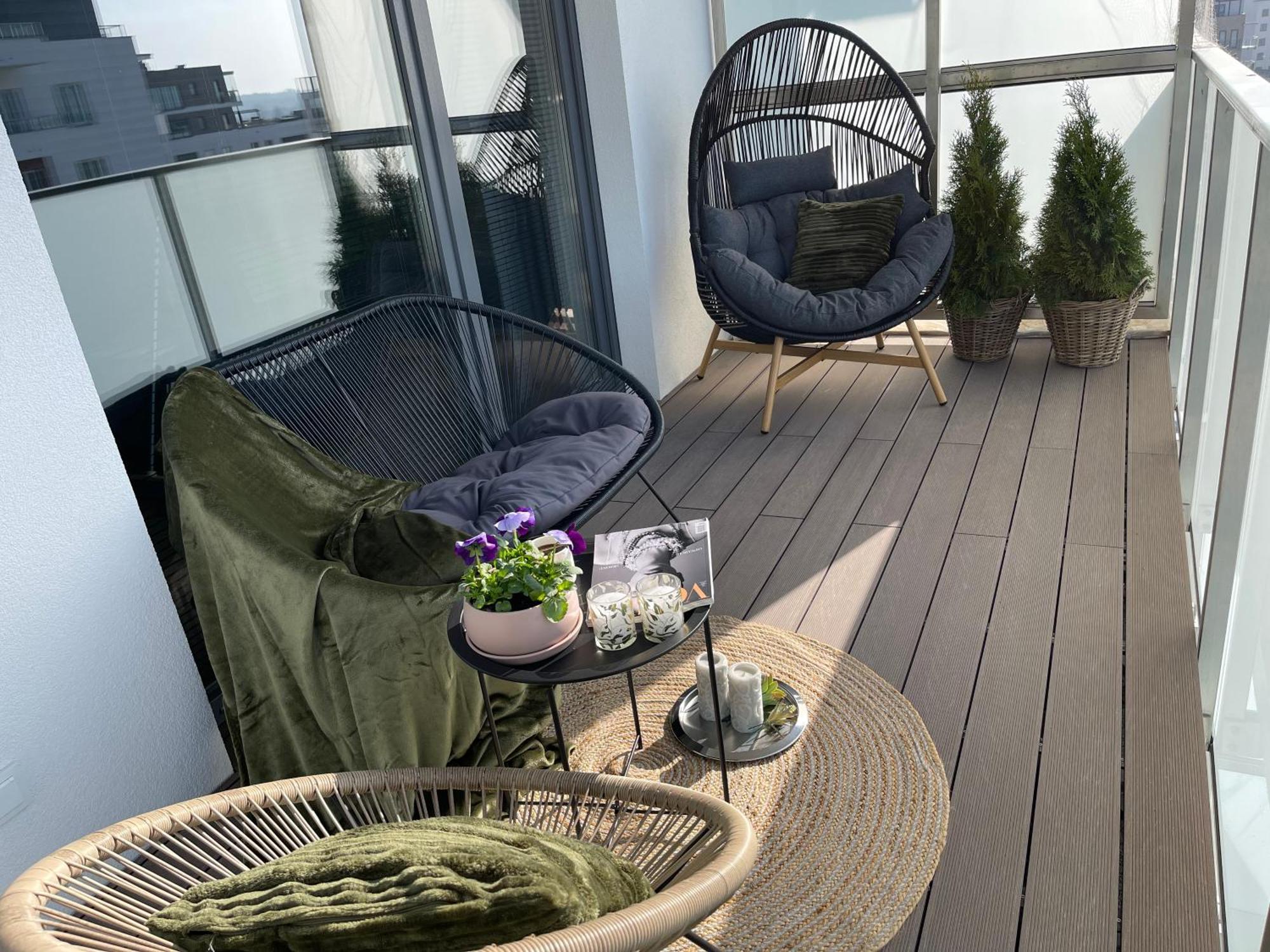Apartment Nad Jeziorem Dlugim Lesna # 32 *
